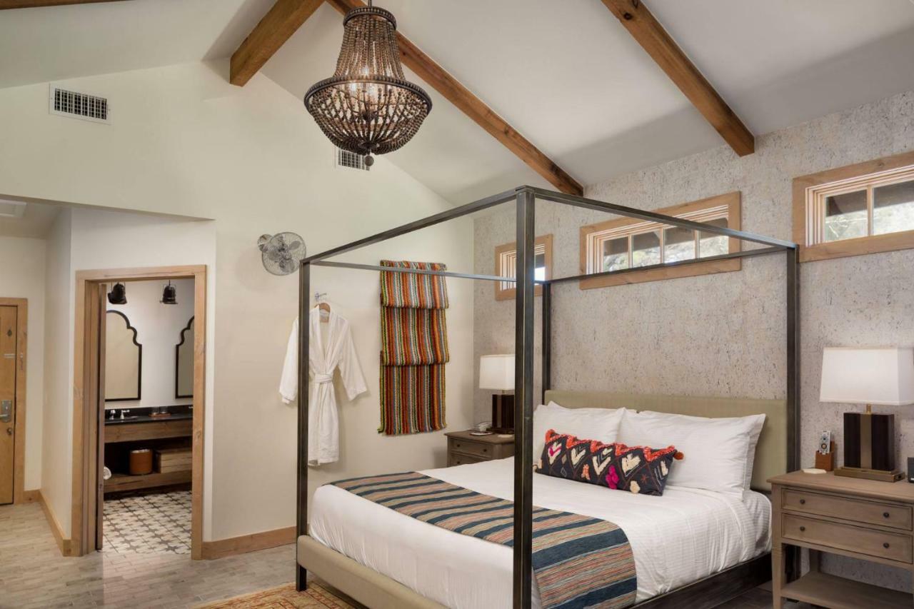 Camp Lucy Otel Dripping Springs Dış mekan fotoğraf